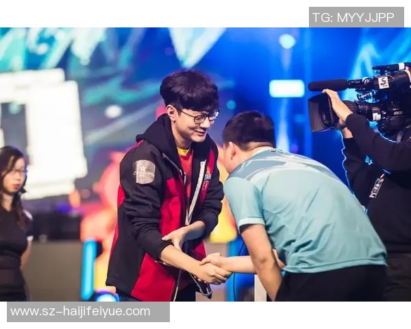 足球明星张艳东的传奇人生与赛场背后的奋斗故事