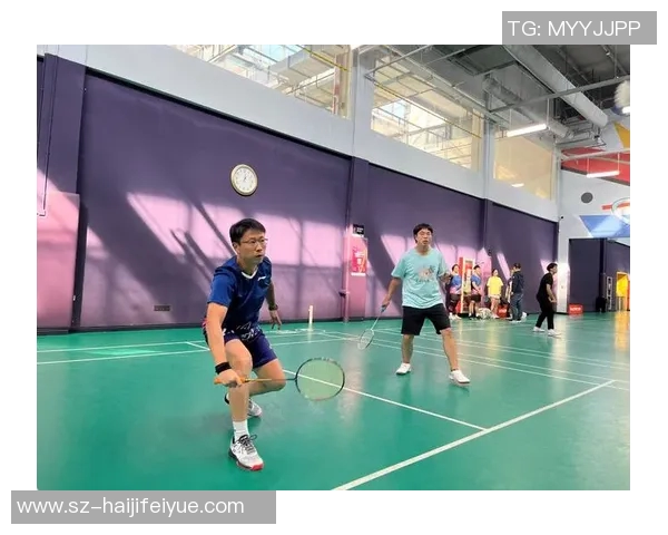 南京羽毛球队与广州羽毛球队赛后复盘分析比赛节奏与战术对比